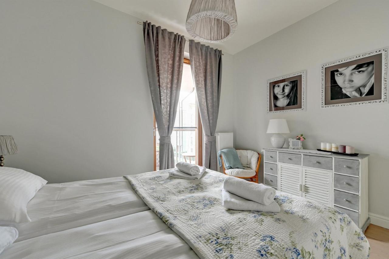 Apartments Riva - Nadmorski Dwor Premium Gdansk Ngoại thất bức ảnh
