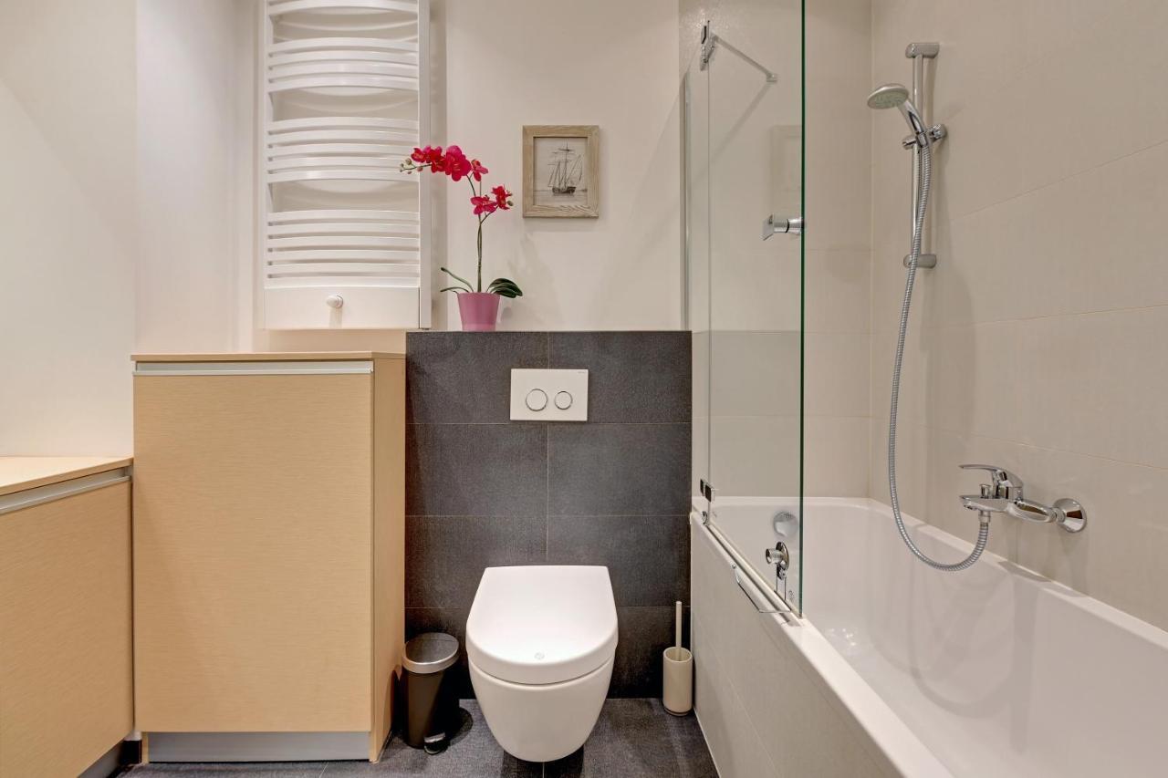 Apartments Riva - Nadmorski Dwor Premium Gdansk Ngoại thất bức ảnh